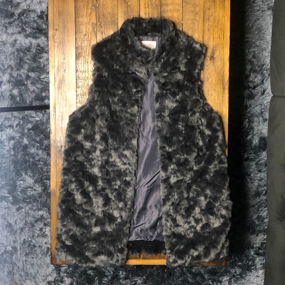 Forever 21 Faux Fur Vest